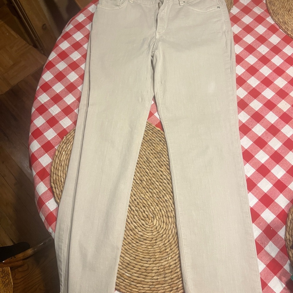 NYDJ Straight-Leg Jeans in Light Tan